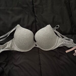 Victoria’s secret Gray Padded Women's Bra - Comfortable Everyday Support